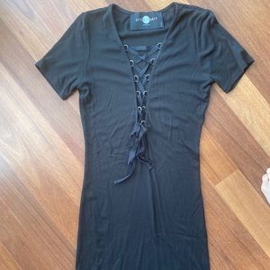 NASTY GAL LACE UP TSHIRT DRESS